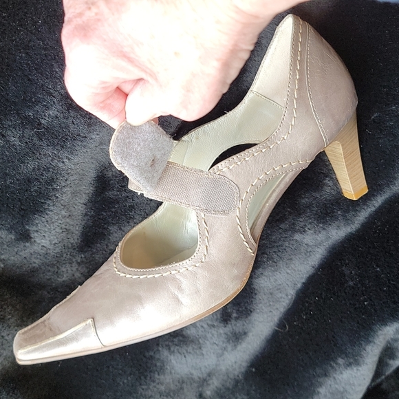 FIDJI B552-Grey Toupe Heels - Picture 4 of 10